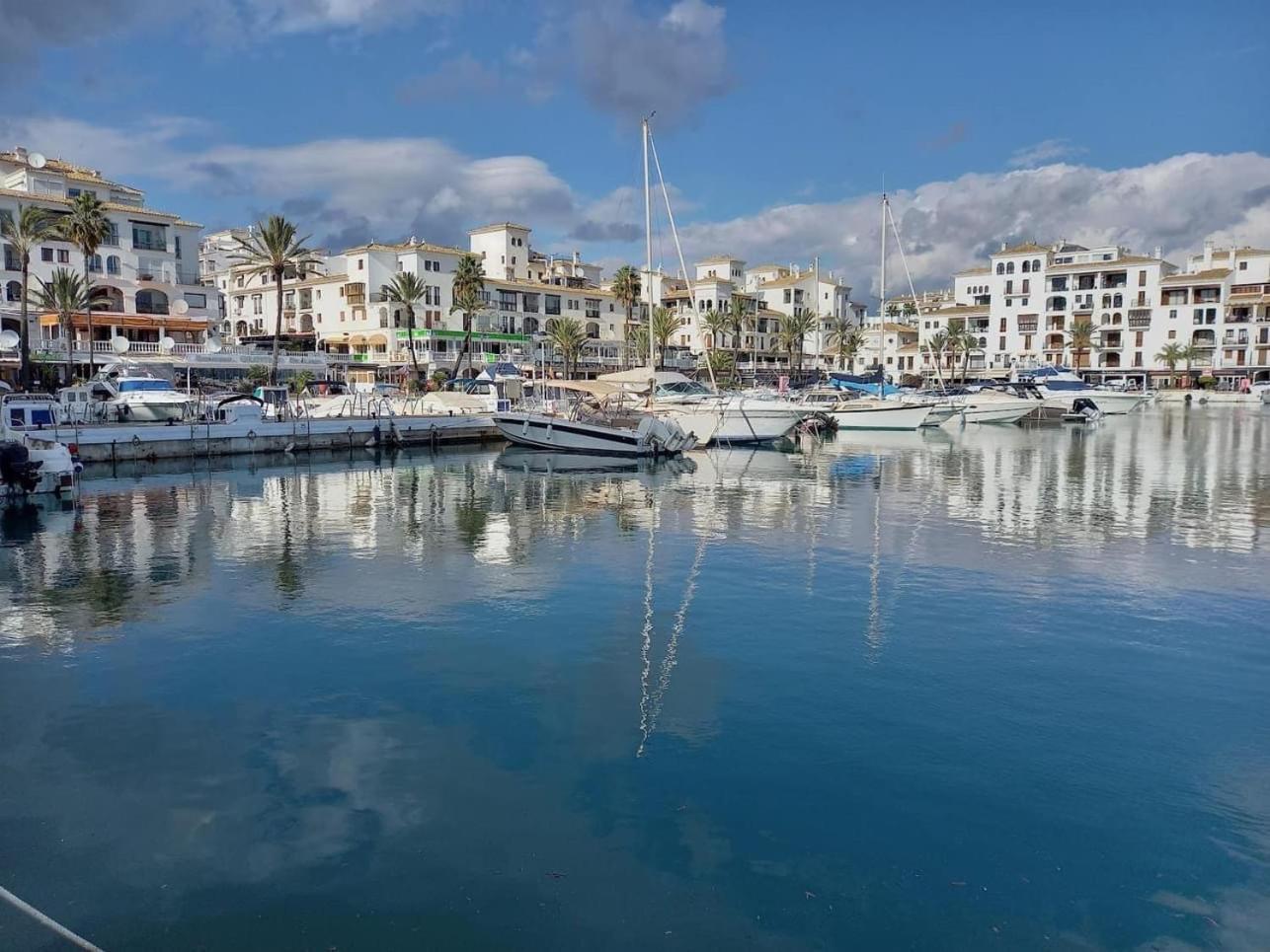 Puerto De La Duquesa Minimum 3 Nuits Lägenhet Manilva Exteriör bild